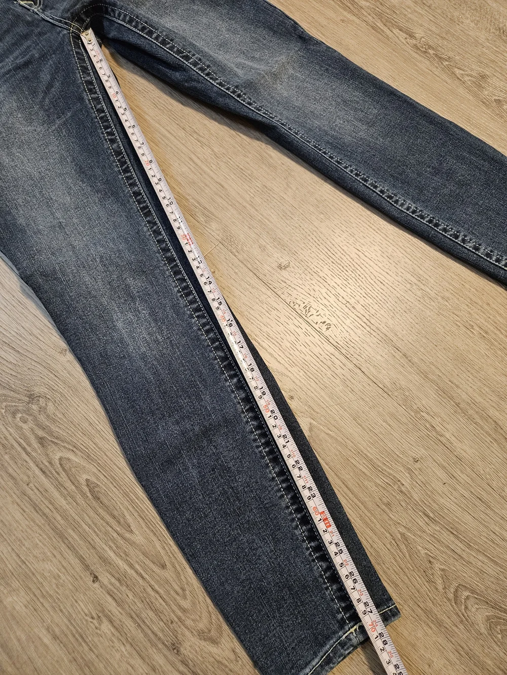 True Religion Women's Indigo Jennie Curvy Skinny Jeans - Signature Pockets - Picture 9 of 13